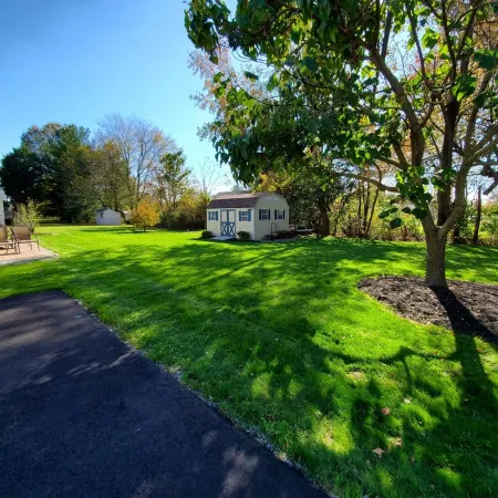 PRICE DROP - HIGHLY RATED! Cozy, single family home close to beach and golf