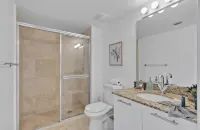 Bachelor Paradise, Best Views in Brickell Center