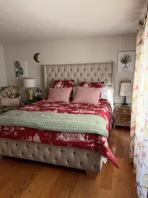 Making your amazing vacation more amazing! Main house-swimming pool-hot tub-golf Отели рядом с достопримечательностью «Persimmons»