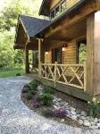 Relax at This Spacious Cabin Retreat • Hot Tub • Fireplace • Firepit