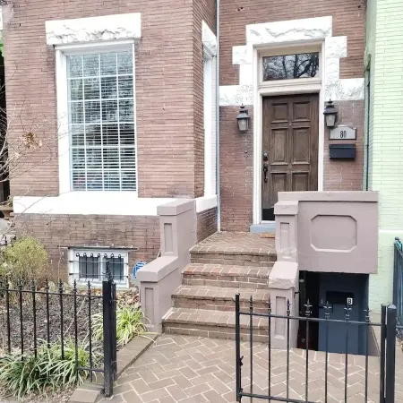 Charming Bloomingdale Row Home with Deck and Parking