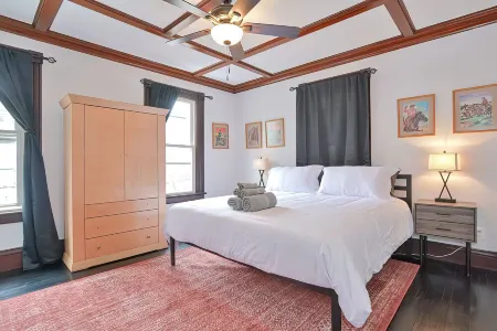 Art House! Spacious Getaway By Mass Moca