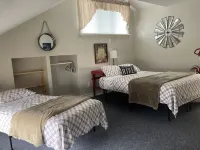 Eagle Isle North Wing on the Sandusky River w/ short drive to Cedar Point.