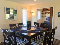 LOCATION! Lakefront House with Dock near Hartwell Marina/Downtown Kayaks/Firepit - Homestays