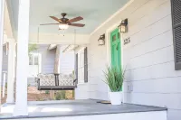 QUAIL COTTAGE - 2 Bed home 4 blocks from downtown Thomasville