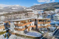 Dream vacation apartment in a panoramic location with roof terrace, Cron4 swimming pool & sauna
