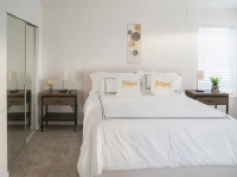 Beautiful, central located with pool and fire pit!