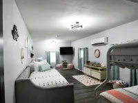 The Mayor • Huge Kids Space • Near Lake & Rivers Hotels in Sequoyah County