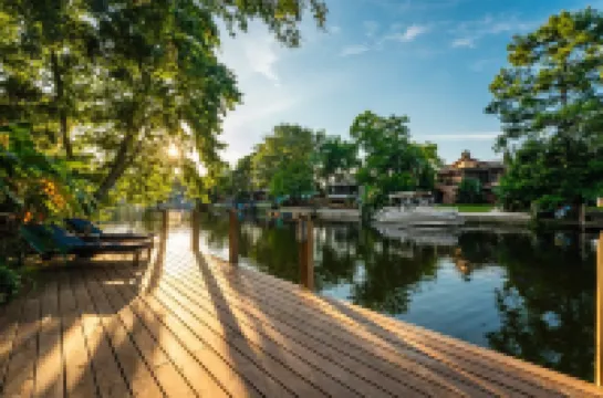 Waterfront Front Row Seats to Nature’s Best Show