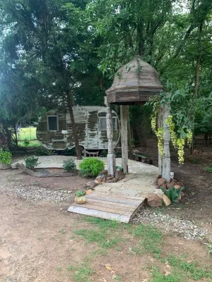 The Green Egg - Vintage RV Glamping