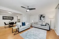 ♛The Broadway Special♛ - 2 Bd/1 Bath Smart-Condo! Các khách sạn ở Lansing