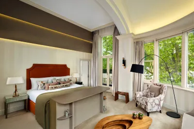 Hotel Xenia, Autograph Collection Hotels in London