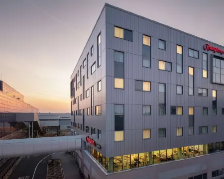 Hampton by Hilton London Gatwick Airport Hotels in Horley