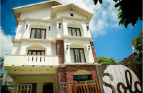 Solo Inn Hôtels à proximité de : Princess Street