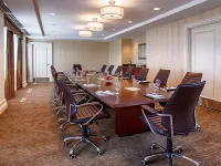Hampton Inn & Suites Birmingham-Downtown-Tutwiler Отели рядом с достопримечательностью «Научный Центр МакУэйн»