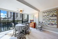 New Salt Water Pool and Sun Deck  Steps to Vanderbilt Beach  Water Views