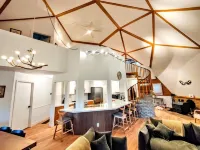 Hikari Haven Dome - Hot Tub, BBQ, Planetarium, Loft, Yosemite!