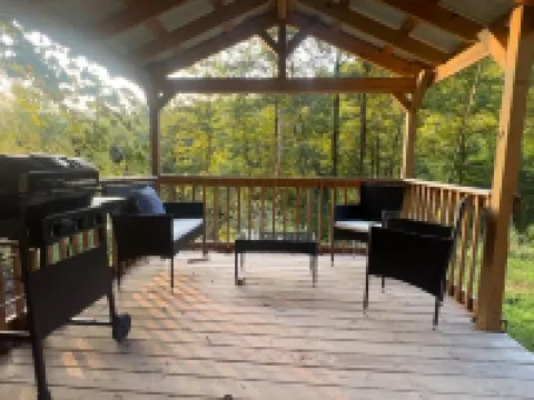 Escape to Tranquility at Wanderer's Oasis – Your Boho-Inspired Cabin Retreat Hotels in Pike County