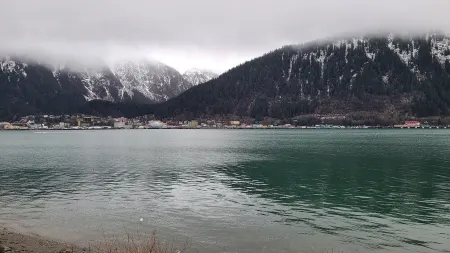 Mountain N' Shores Chalet