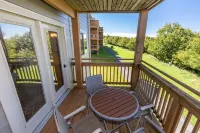 Newly Renovated Snowshoe Summit Condo 101A 3BR/2BA Near Ski Village W/Parking!