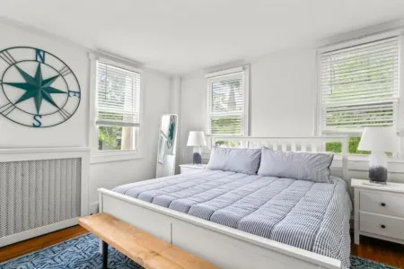 Beautiful downtown retreat, walk everywhere!