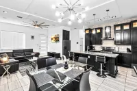 Charming 3-bedroom house in fantastic El Paso with AC, WiFi Hotels in El Paso County