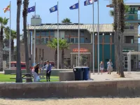 Ocean and Small town fun! Can't get  better then that! - Wi-Fi