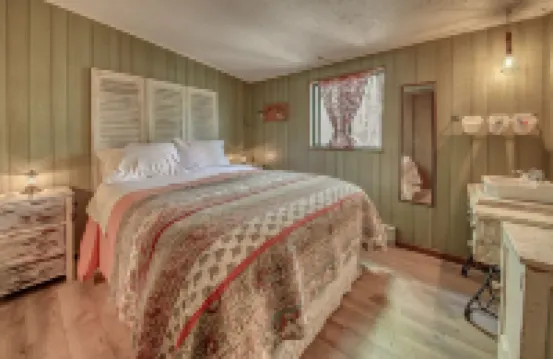 Rustic cabin at the rock.