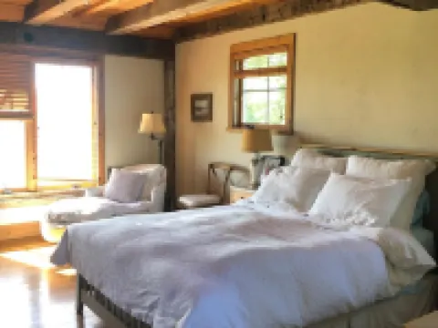 Hope House on Rhode Island's South Shore Sits on 6 Private Acres Hotels in Little Compton
