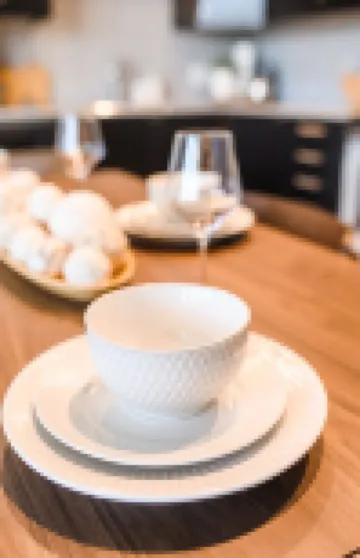 King size bed in Jennings #208