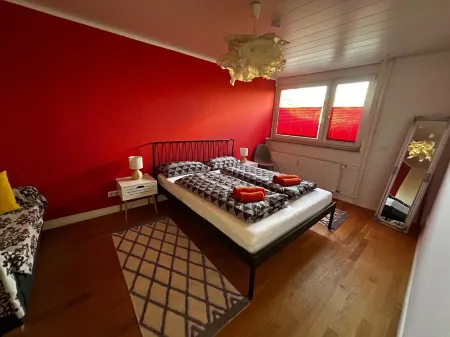 Cool city apartment in Weil am Rhein, near Vitra and vineyards Отели в г. Вайль-на-Рейне