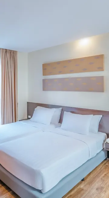 ห้องสวีทดีลักซ์ 1 ห้องนอนวิวเมือง (เตียงคู่)