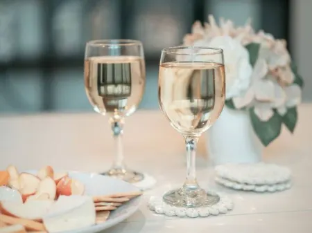 Clovis House | 2 Car Garage | Backyard | 4BR /2BTH Отели рядом с достопримечательностью «Sierra Vista Kiosk - Fresno County Public Library»