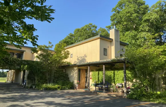 布拉瑞咖啡餐廳住宿加早餐酒店