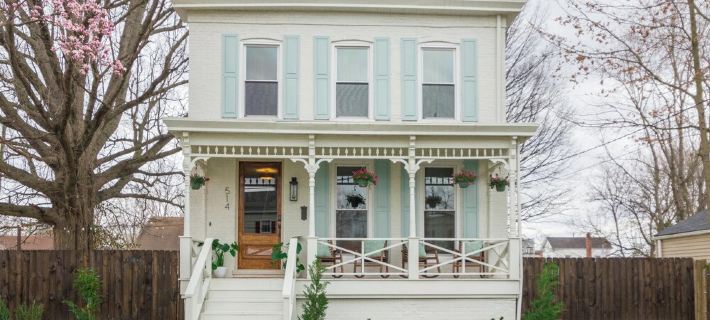 The White House on Oak - Minutes from Louisville Hoteles en Condado de Floyd
