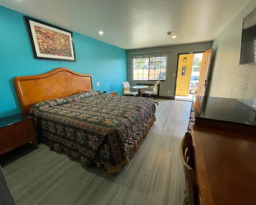 Travelers Inn Hotels in Castro Valley