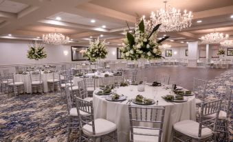 DoubleTree by Hilton Hotel Tinton Falls - Eatontown