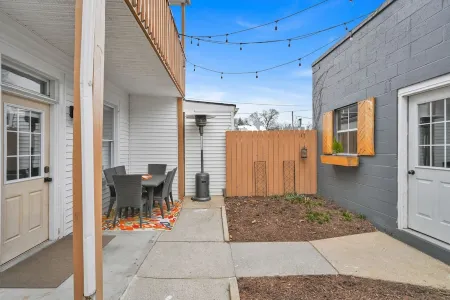 Downtown Lancaster Retreat - Amish County