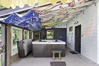 Above Asheville, Art House