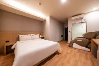Chungju the Byeol Hotels in Chungju