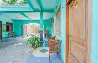 RedDoorz Syariah at Jalan Sunan Giri Tuban