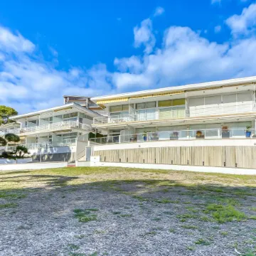 Apartment in Roses Near Platja Almadrava
