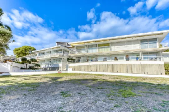 Apartment in Roses Near Platja Almadrava