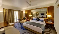 Pride Plaza Hotel, Ahmedabad Các khách sạn gần MICA, Ahmedabad