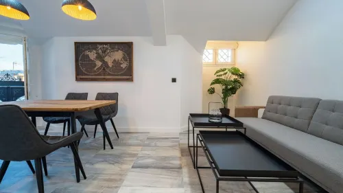 William Martin Apartments - bar