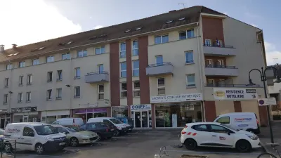 Résidence Hôtelière Poincaré Hotels near Stadium Maubon