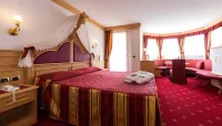 Hotel Cristina Hotels in Caderzone