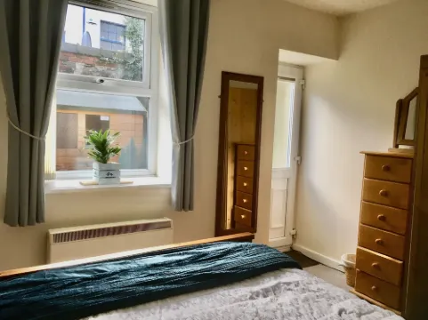 Chapel St Apartments