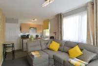 Pet Friendly Sleeps 3 Chalet Bridlington Free Elec Hotels in Carnaby