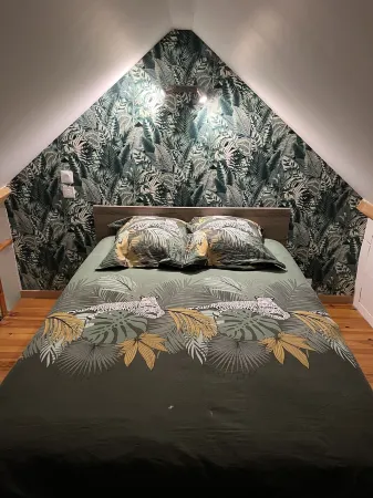 Le Domaine de la Clarté Auxerre - Venoy Отели в г. Куланж-ла-Винёз